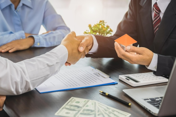 How to Negotiate Loan Settlement With Banks Successfully