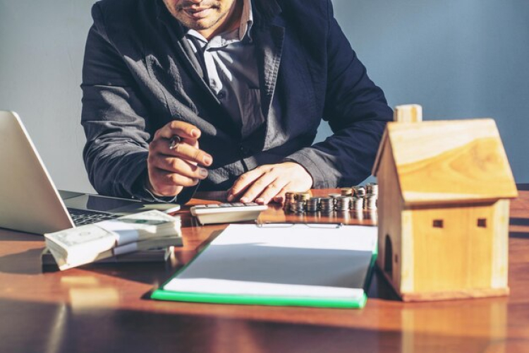 Settle Loan Services During Pre-Legal Recovery Stage