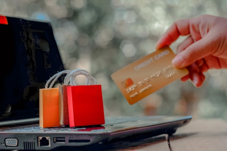 Loan Settlement for Credit Cards: Smart Moves to Close Debt Faster