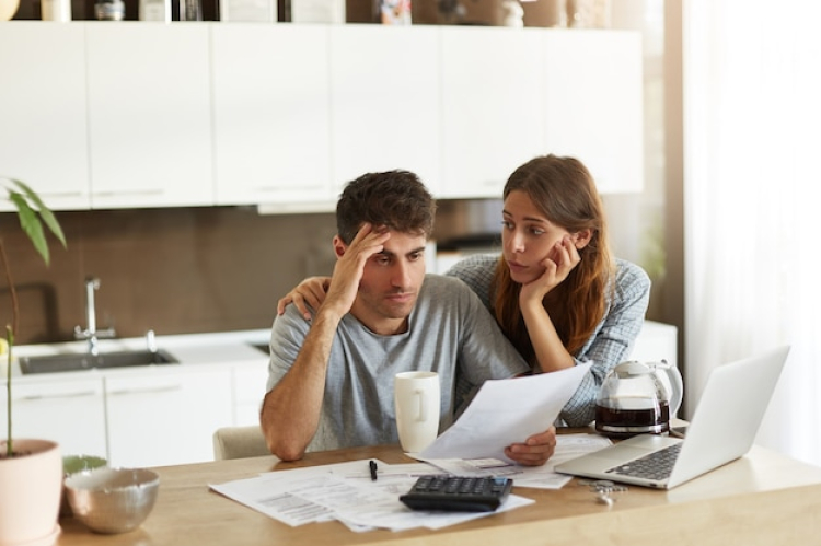 Settle Loan vs Full Repayment: Which Option Is Better for Borrowers?